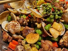 霸王尖辣椒蛤蜊鸡-渔语鱼新川菜Bistro(万象天地店)