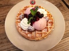 莓果松饼-漫咖啡 (CCPAPK店)
