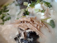 姜君千岛湖鱼头-姜君·千岛湖鱼头馆(浦东大道店)