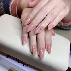 -一奈日式美甲美睫专门店