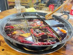 -正南齊北重庆老火锅(光华村直营店)
