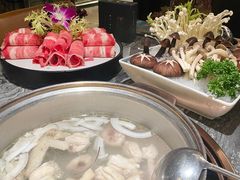 -大头椰·海南椰子鸡火锅(思明万象城店)