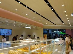 -好利来(上海长宁龙之梦店)