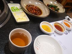-草家酱蟹炭火烤肉店(珲春南路一店)