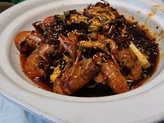 -肥肥虾庄·金牌油焖大虾(汉口城市广场店)