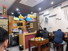 -百年老字号·观振兴蟹黄面·三虾面·苏式面(观前街富仁坊巷店)