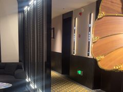 -万泊酒店(长沙五一广场国金中心店)