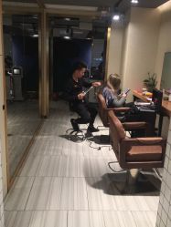 -PE SALON