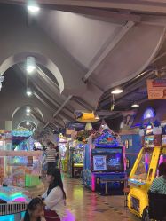 -卡通尼乐园(上海安亭店)