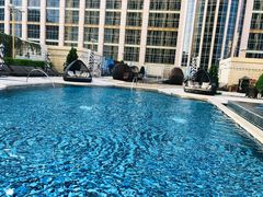 -澳门瑞吉酒店室外泳池