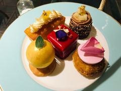 -The Diamond Jubilee Tea Salon at Fortnum & Mason