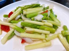 芦笋炒百合-闲湖城·黄龙饭店
