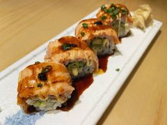 炙烤三文鱼牛油果卷-松鱼亭·和牛烧肉(协鑫广场店)