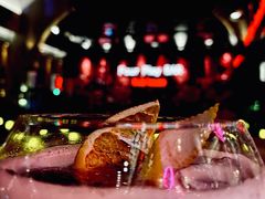 -FOUR PLAY BAR