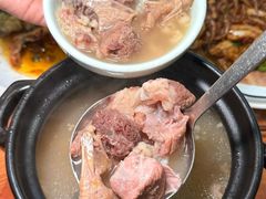 -荣基四海一家·家常菜·海鲜大排档(新安店)