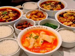 -渝是乎川渝小炒(新世界百货望京店)