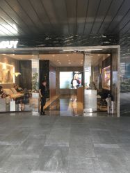 -TONI&GUY