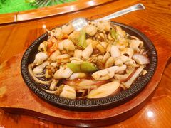 -小船渔村•大连菜•大连焖鱼(黄河路店)