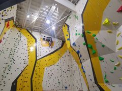 -问山MountQuest攀岩馆