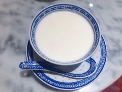 -黄氏许牛奶甜品餐厅(裕华万达店)