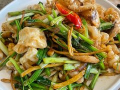 葱姜炒鱼杂-淘米捞·米汤脆鲩鱼火锅(福田皇岗店)