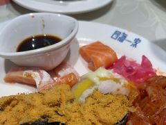 -四海一家自助餐(益田假日广场店)