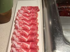 -海底捞火锅鲜切牛肉主题店(长寿路店)