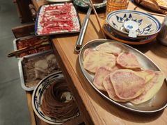 -洱火云南酸菜牛肉火锅(石景山当代商城店)