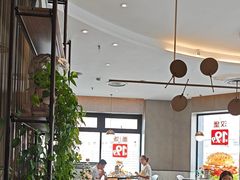 -必胜客(漕宝路店)