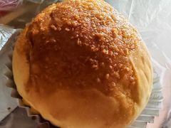 椰汁红豆酥皮包-永昌饼家(西华路店)