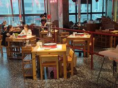 大堂-么肆烤肉·中式自助·烤肉大排档(街道口季佳PAI店)