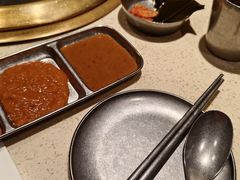 -蚂蚁洞·烤肉大营地(上海静安大悦城店)