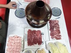 -羊家胡同·龙虾烧烤火锅(龙汇路店)