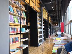 -新华书店(解放中路店)