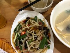 -东北小二东北菜(大车家巷店)