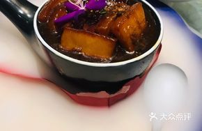 Magic Pickled Mustard Green Braised Pork