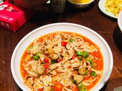泡椒鱼杂手擀面-老板恋上鱼(荣盛广场店)