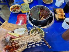 -马路边边串串香形象店(磐石路店)