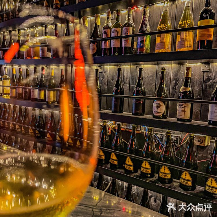 🍔广州坠好吃的汉堡竟然在酒吧里❓