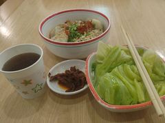 -八二小区抄手(三友路店)