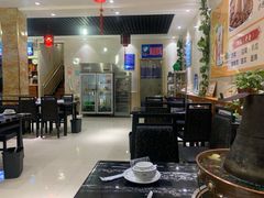 大堂-赵氏牛肉罩火烧