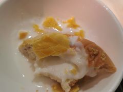 脆皮水牛奶菠萝包-陶陶居酒家(SM二期购物广场店)