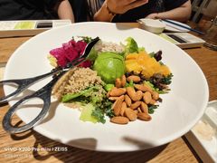 牛油果沙拉-小大董·烤鸭(五棵松店)