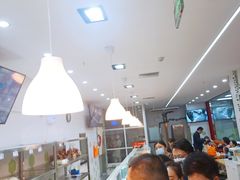 -白玉兰食品(中山公园龙之梦店)