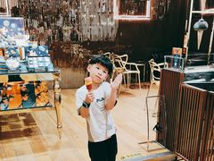 -VENCHI 闻绮(上海佛罗伦萨小镇店)