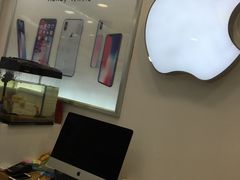 -极速修苹果华为手机维修服务中心(南泉大厦店)