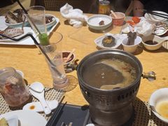 -雍和会海鲜姿造自助(湖东路店)