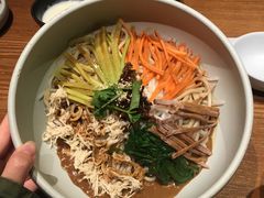 -云海肴·汽锅鸡·云南菜(天山百盛优客店)