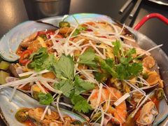 -蚝美人·生蚝海鲜烧烤(茶花园店)