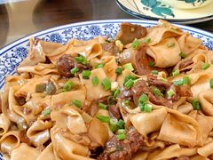 -壹阁胡羊焖饼(特色小吃街店)